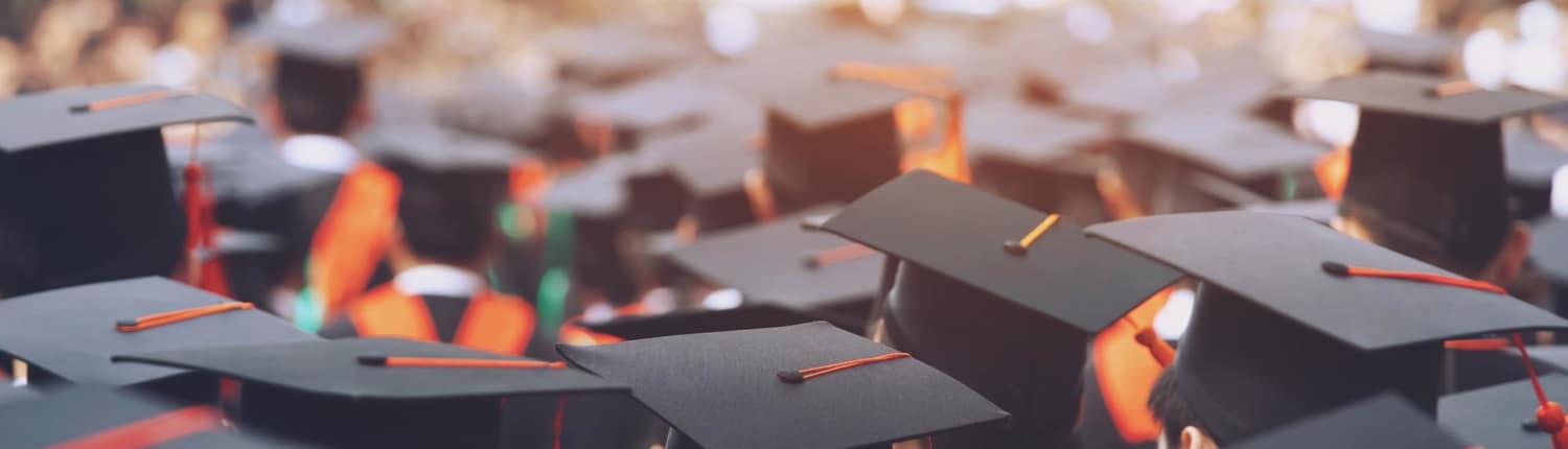 5 Reasons College Grad Should Work at Abstrakt June Blog